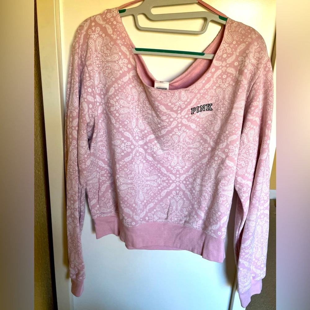 Off shoulder Paisley pink by Victoria’s Secret. Large